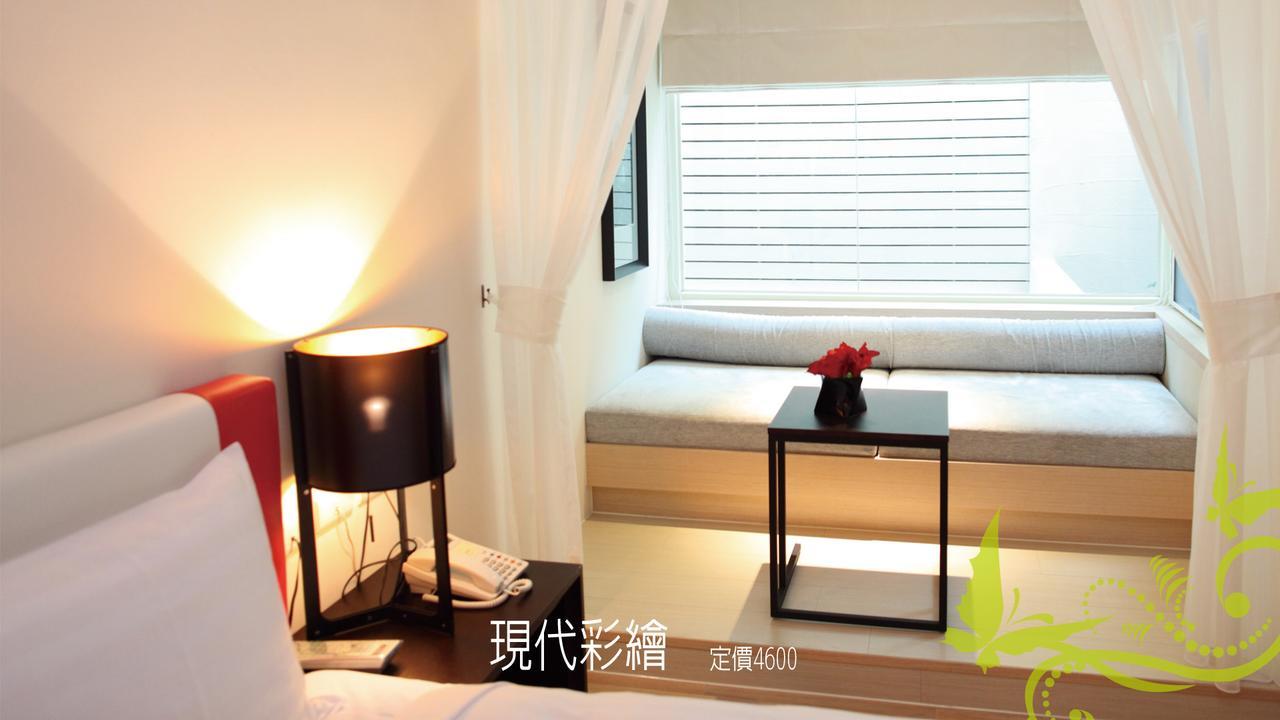 Herz Motel Taichung Exterior photo