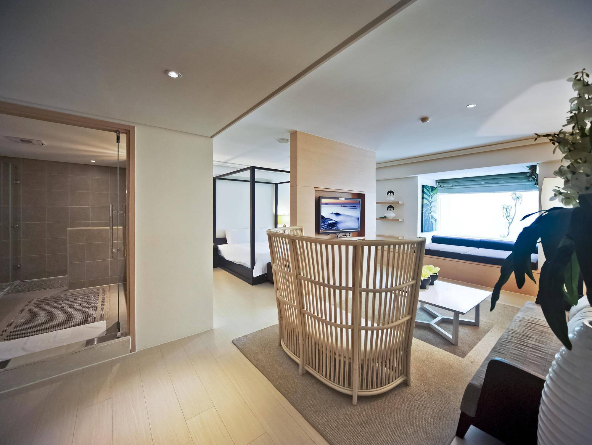 Herz Motel Taichung Exterior photo